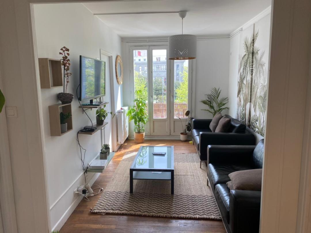 דירות גרנובל Chambre Meublee Cafe Boulevard Joseph Vallier מראה חיצוני תמונה