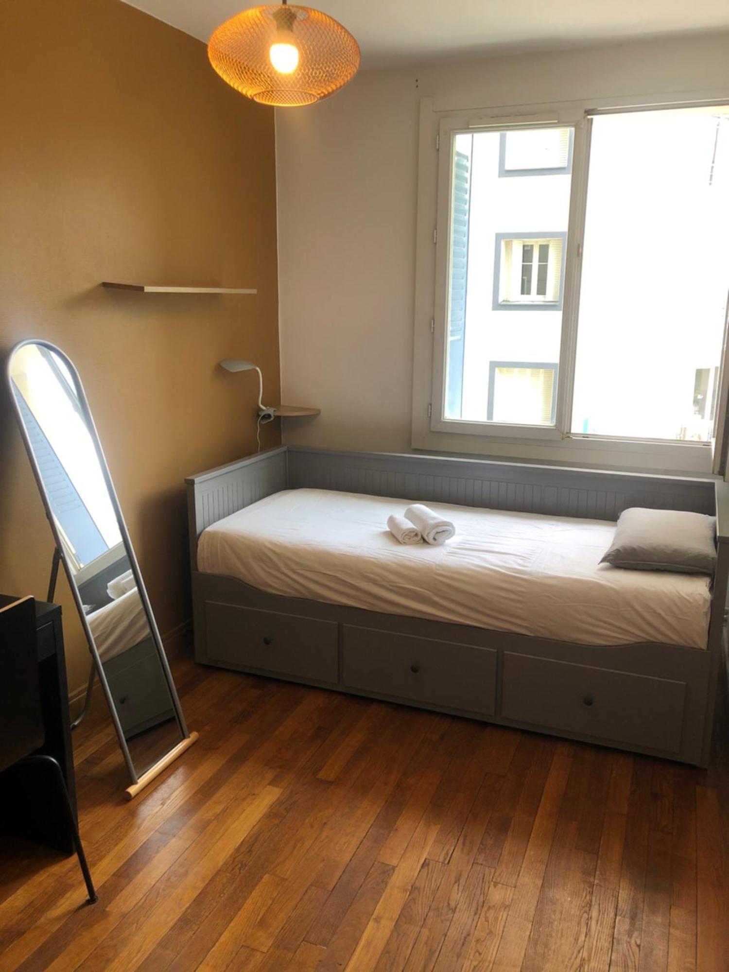 דירות גרנובל Chambre Meublee Cafe Boulevard Joseph Vallier מראה חיצוני תמונה